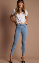 Load image into Gallery viewer, HIGH WAIST STRETCH DENIM JEANS
