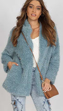 Load image into Gallery viewer, FAUX ULTRA SOFT FUR JACKET

